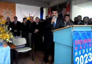 Tekman Özer'i seçti